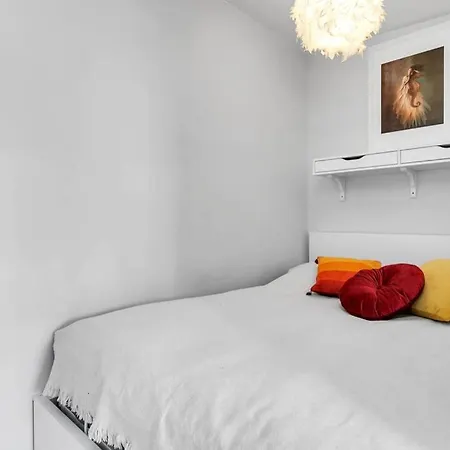 Nr10 Atelier, Tiny House Near Reykjavik Center *